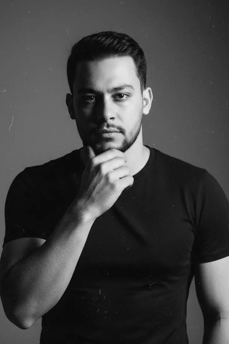 Portrait of wedding photographer Hassan Mohamed Al Ashkar in Tanta, Egypt